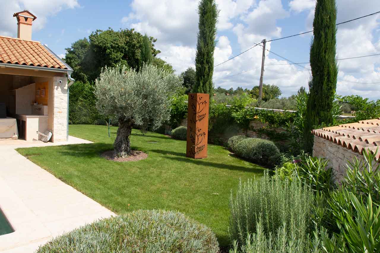 Zoeyland radovi — fotografija 25